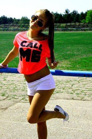 Mya, 19 from North Carolina | Older Men and Younger Women Dating