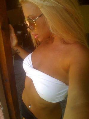 Meet Raquel from Florida (25) | Discreet Adult Dating