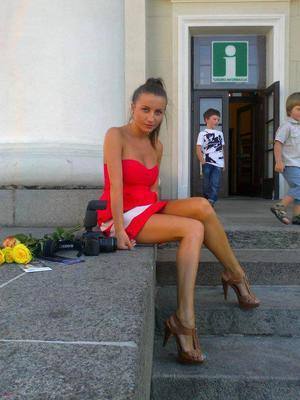 Meet Zoey (19) | Illinois Adult Dating Profile