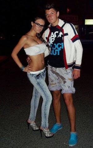 Alanna (20), New York | Casual Encounters and Chat