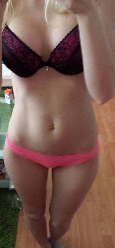 Adrienne (21), Colorado | Adult Chat and Casual Meetups