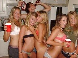 Alejandra (21), Quebec adult dating profile image