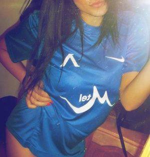 Private Chat with Meredith (26) in Quebec