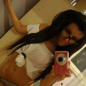 Kalie (29) in British Colombia | Discreet Private Dating