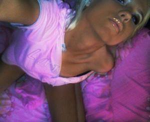 Ashlyn (18), local adult profile photo in Toronto, ONT