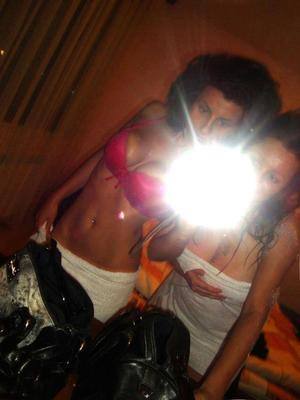 Elaine (18) in Ohio | Discreet Private Dating