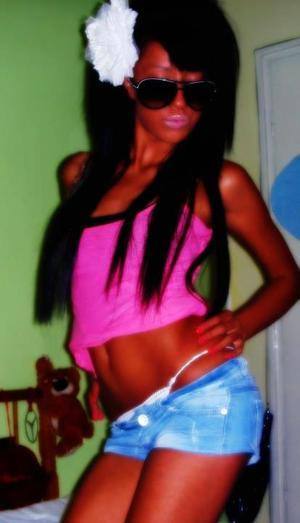 Abby (23) in Saskatchewan | Discreet Private Dating