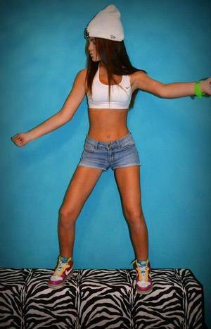 Private Chat with Lilliana (27) in Manitoba