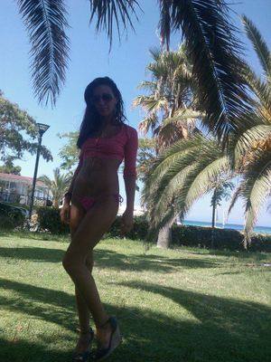 Private Chat with Aliya (30) in Kentucky