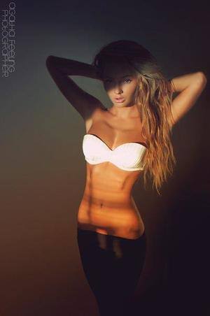 Private Chat with Giselle (25) in Alberta