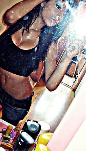 Libby (21) in Tennessee | Discreet Private Dating