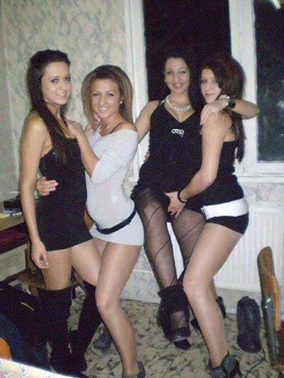 Private Chat with Reina (24) in Texas