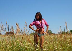 Private Chat with Julie (27) in Alberta