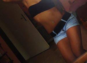 Gina (24) in Pennsylvania | Discreet Private Dating