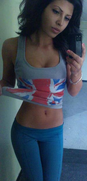 Private Chat with Aimee (25) in Wisconsin