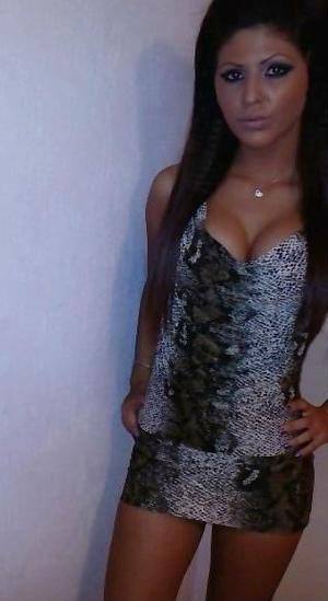 Meet Kendall (22) from Ohio | Confidential Encounters