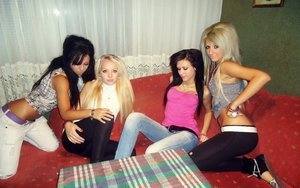 Private Chat with Tara (19) in Arizona