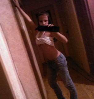 Adult dating profile photo of Monika (25) in Quebec