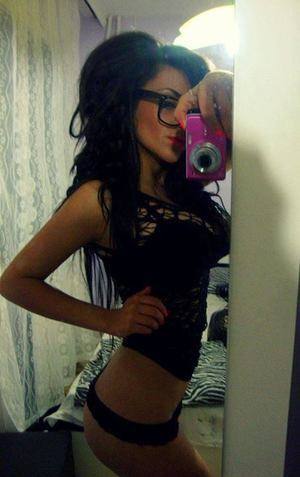 Meet Giovanna (23) from Michigan | Confidential Encounters