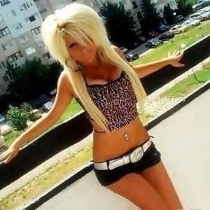 Daisy (22), Manhattan, KS adult dating profile image