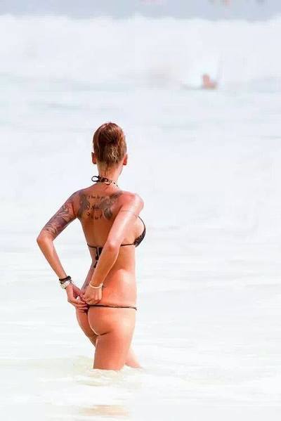 Meet Bonnie (29) from Texas | Confidential Encounters