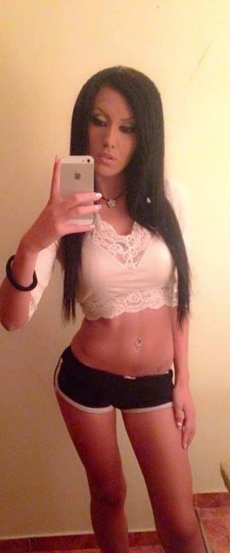 Hana, 19, Wisconsin | Secret Adult Dating Profile