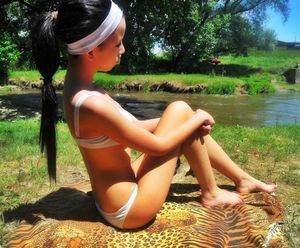 Photo of Joana (19) from California dating profile