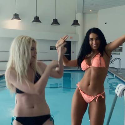 Meet Dana (27) from Oregon | Confidential Encounters