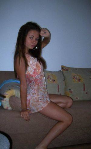 Private Chat with Adrianna (22) in North Carolina