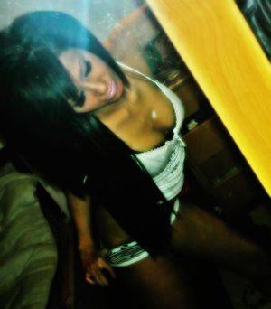 Meet Ellie (22) from Quebec | Confidential Encounters