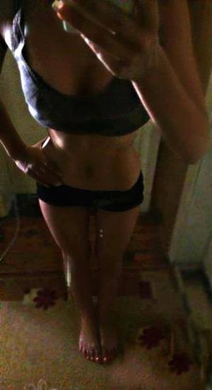 Sharon (28) in Maryland | Discreet Private Dating