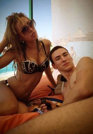 Jazmin (28) in Alberta | Discreet Private Dating