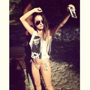 Meet Michelle (24) from Ohio | Confidential Encounters