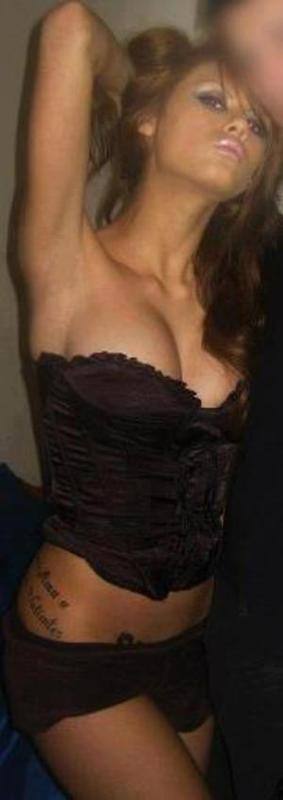 Meet Dalia (21) from Arizona | Confidential Encounters