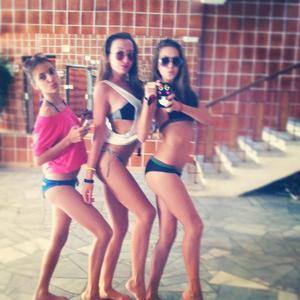 Jodi (26) in Alberta | Discreet Private Dating