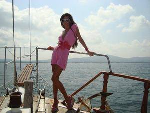 Local profile photo of Nadia, 23, in San Antonio, TX