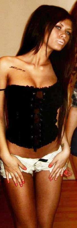 Meet Tracey (25) from California | Confidential Encounters