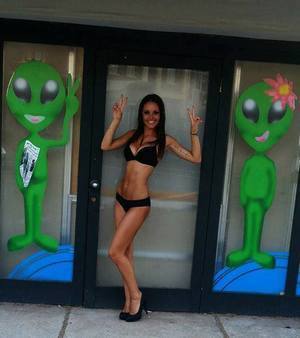 Meet Perla (22) from New Jersey | Confidential Encounters