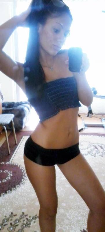 Leslie (18) in Missouri | Discreet Private Dating