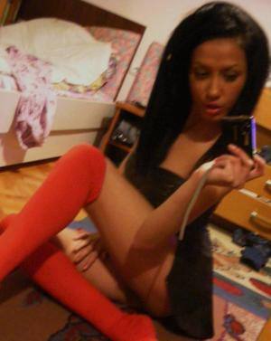 Private Chat with Helen (24) in Arizona