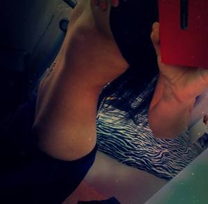 Meet Alessandra (26) from Ohio | Confidential Encounters