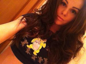 Eboni from Pennsylvania is looking for adult webcam chat