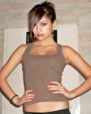 Looking for local cheaters? Take Gwendolyn from Tennessee home with you