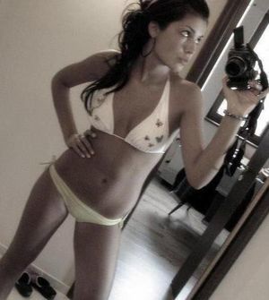 Looking for girls down to fuck? Remedios from Oakland, California is your girl