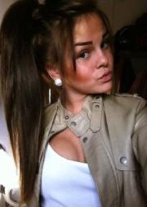 Looking for local cheaters? Take Jaylin from Washington home with you