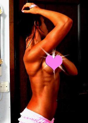 Escorts like Liana are down to fuck you now!
