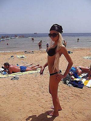 Lesly is a cheater looking for a guy like you!
