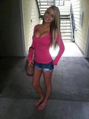 Lilliana from New York is the best local fuck buddy you can ever find