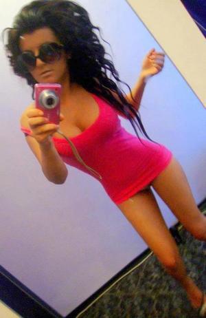 Racquel from Montville, New Jersey is looking for adult webcam chat