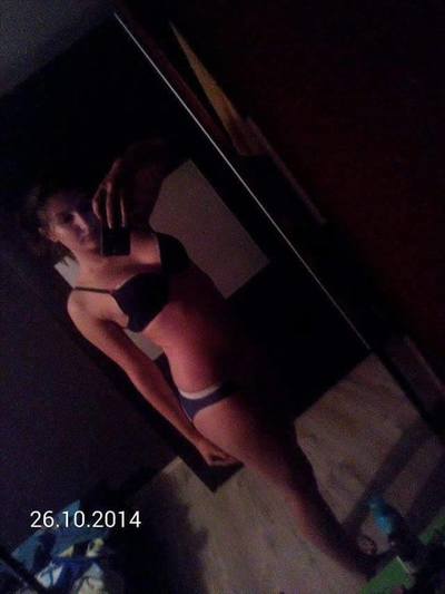 Mariah from Washington is interested in nsa sex with a nice, young man